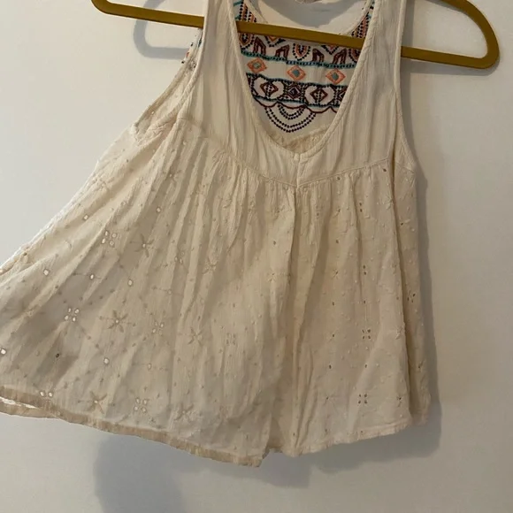 Hollister Eyelet Top - Picture 4 of 5